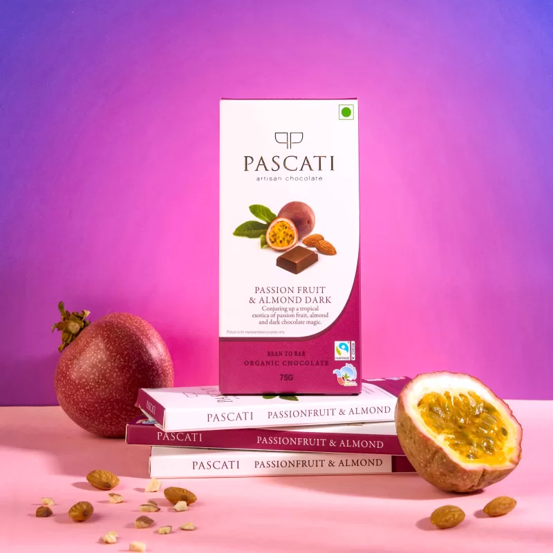 Pascati - Passionfruit Almond Chocolate, 75g